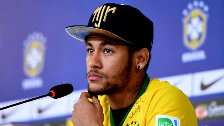 Report Claims Neymar 'Broke Down to Tears' as Attempts to Break PSG Transfer Agreement Failed