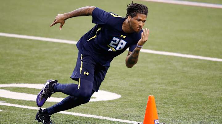 Projected first-round pick Sidney Jones injures leg at Pro Day