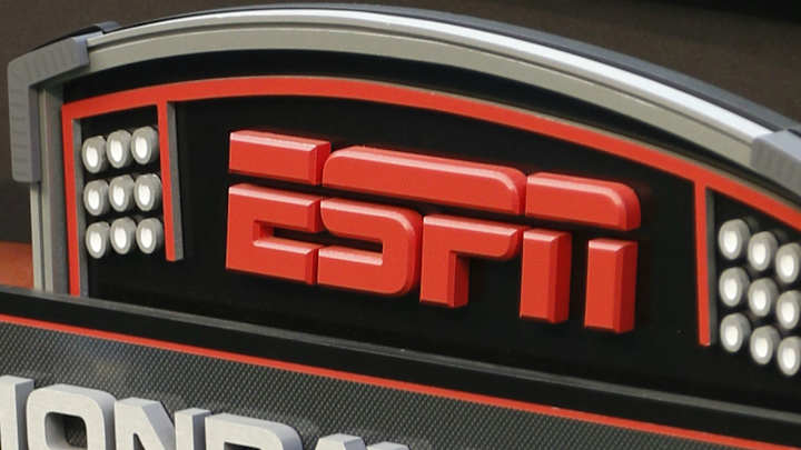 Watch: Bob Ley Defends ESPN Colleague Sergio Dipp on Outside The Lines Watch: Bob Ley Defends ESPN Colleague Sergio Dipp on Outside The Lines