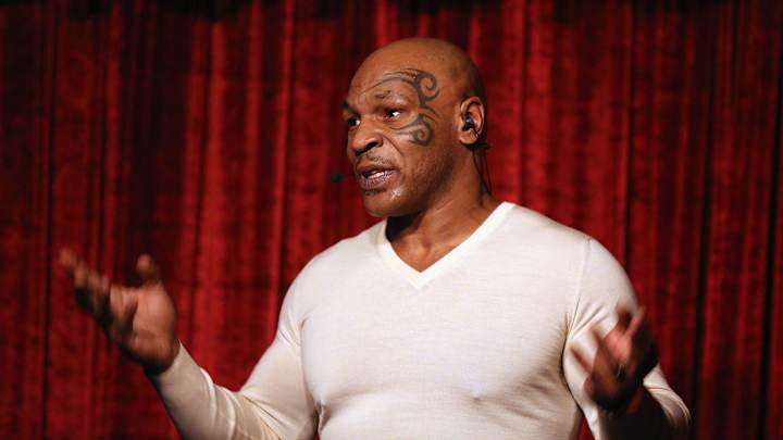 Mike Tyson: Conor McGregor Is 'Going To Get Killed' Boxing Floyd Mayweather