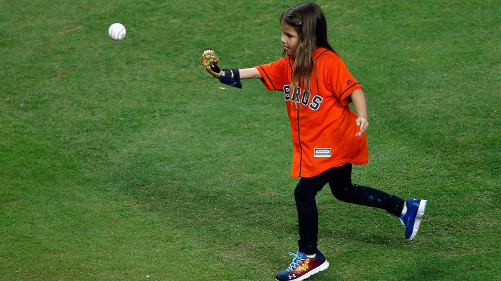 Seven-Year-Old Hailey Dawson Throws First Pitch at World Series Game 4 With 3D-Printed Hand