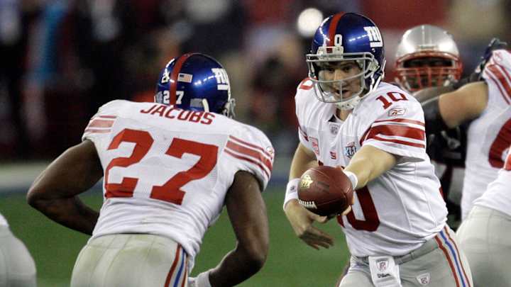 Ex-Giants RB Brandon Jacobs had his Super Bowl game-worn jersey stolen, too