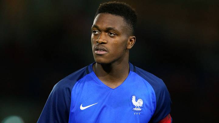 Borussia Dortmund signs defender Dan-Axel Zagadou from PSG Borussia Dortmund signs defender Dan-Axel Zagadou from PSG