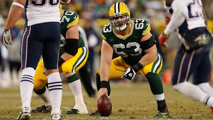 Packers Sign Center Corey Linsley to Contract Extension Packers Sign Center Corey Linsley to Contract Extension