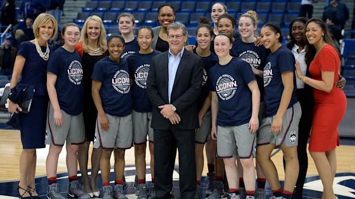 UConn women's basketball team breaks own record with 91st straight win UConn women's basketball team breaks own record with 91st straight win