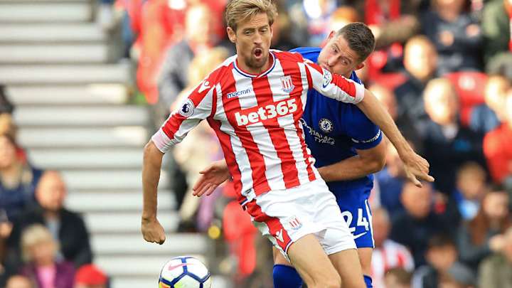 Stoke Striker Peter Crouch Lights Up Twitter After Guardian Robot Wars Tweet Stoke Striker Peter Crouch Lights Up Twitter After Guardian Robot Wars Tweet