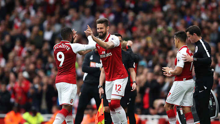 'Lacazette Isn't Any Better Than Giroud' - Gunners' Business Leaves Former Arsenal Star Underwhelmed