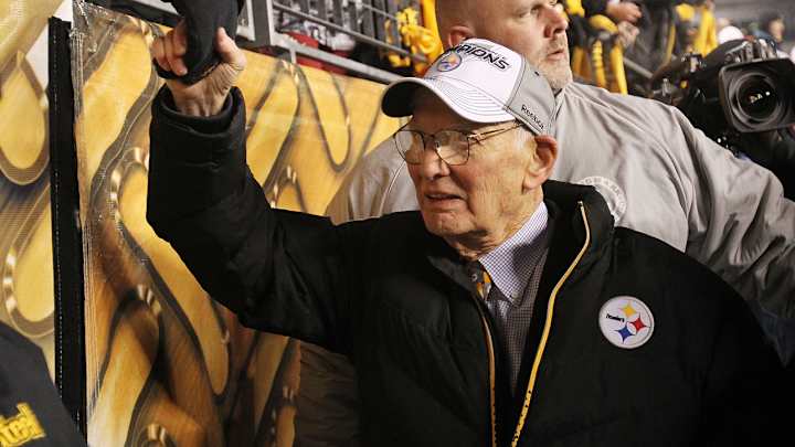 Steelers chairman Dan Rooney dies at 84