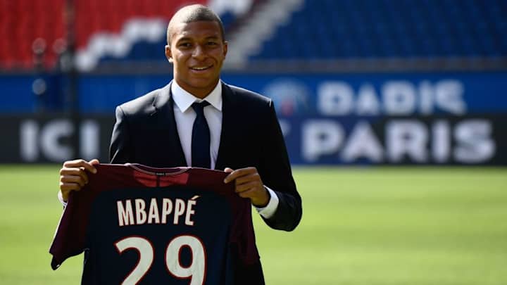 Mbappe Not Bothered by Transfer Fee, Wants to Help Neymar Win Ballon d'Or