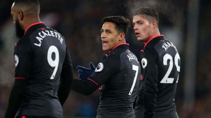La razón por la que los compañeros de Alexis en Arsenal no celebraron sus goles