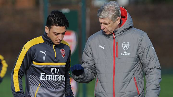 Wenger's future front and center as Arsenal braces for Bayern Munich Wenger's future front and center as Arsenal braces for Bayern Munich