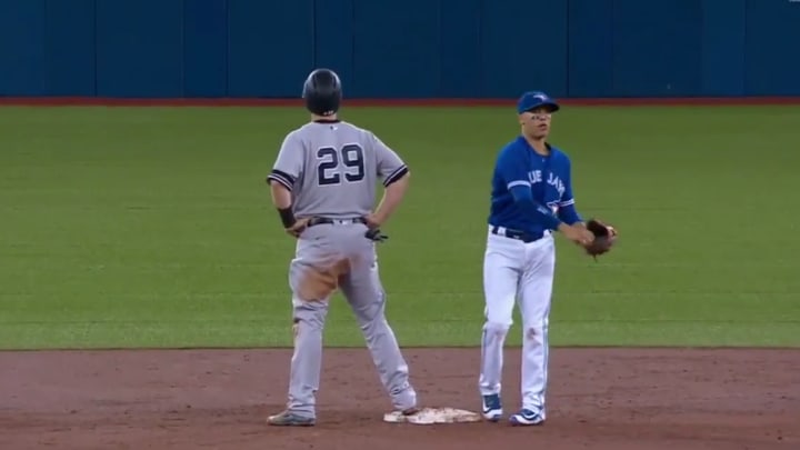 Watch: Blue Jays' Ryan Goins Pulls Off Hidden-Ball Trick on Todd Frazier Watch: Blue Jays' Ryan Goins Pulls Off Hidden-Ball Trick on Todd Frazier