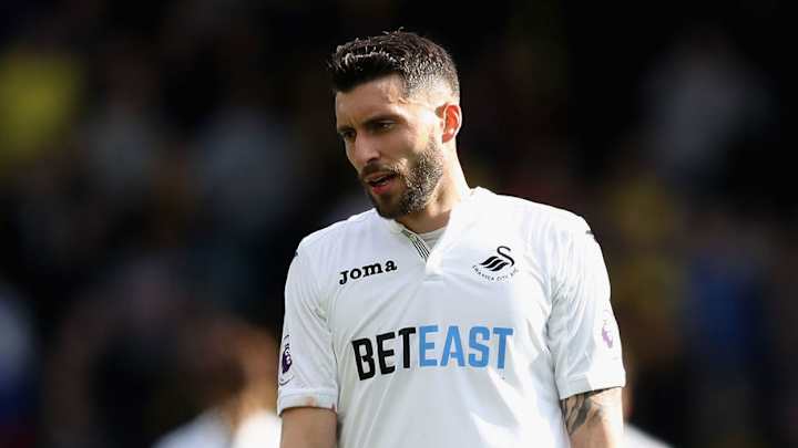 Former Swansea Player Says Bob Bradley Drove Team 'Mad' With Changes