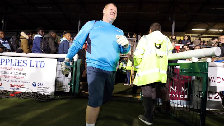 Roly Poly Goalie Wayne Shaw offered job as 'Pie Tester' by British super market chain Roly Poly Goalie Wayne Shaw offered job as 'Pie Tester' by British super market chain