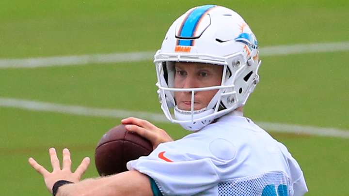 Report: Dolphins’ Ryan Tannehill Might Need Season-Ending Knee Surgery