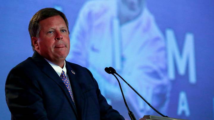 Florida Announces Two More Players, Including Jordan Scarlett, Suspended for Opener vs. Michigan