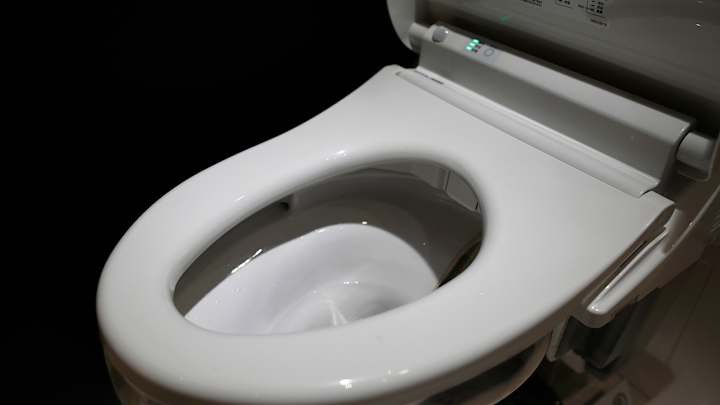 Traina Thoughts: Charlie Villanueva Live-Tweeting About His Stolen Toilet Was Something Else