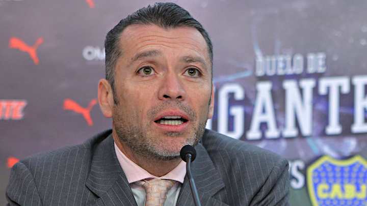 POLÉMICA | Higuera propone quitar las estrellas de campeón en la camiseta de Chivas