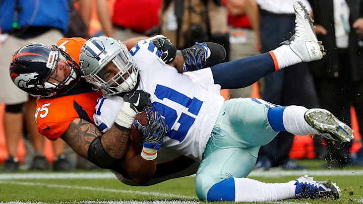Ezekiel Elliott Only Gets Eight Rushing Yards Against Broncos