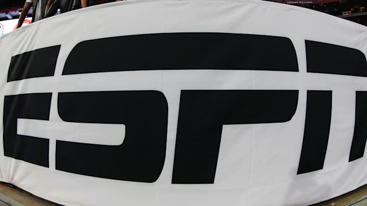 It sure looks like ESPN Photoshopped Tiger Woods' hairdo on mugshot