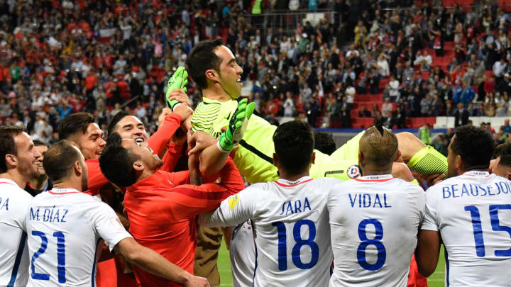 Chile reaches third straight major final after Claudio Bravo PK heroics vs. Portugal
