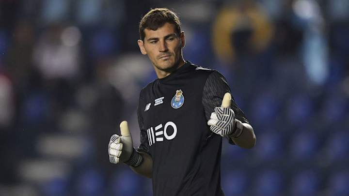 La rajada de Iker Casillas a sus críticos en Twitter tras volver a la portería del Oporto