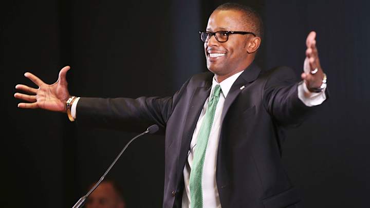 Taggart's aggressive approach should pay off for Oregon on recruiting trail