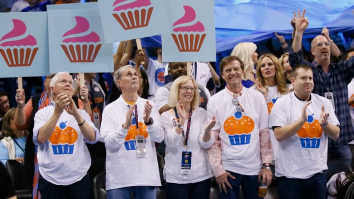 The Warriors trolled the Thunder by wearing cupcake shirts after their win