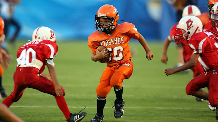 New Study Finds Playing Football Before Age 12 Increases Chances to Develop Brain Problems New Study Finds Playing Football Before Age 12 Increases Chances to Develop Brain Problems