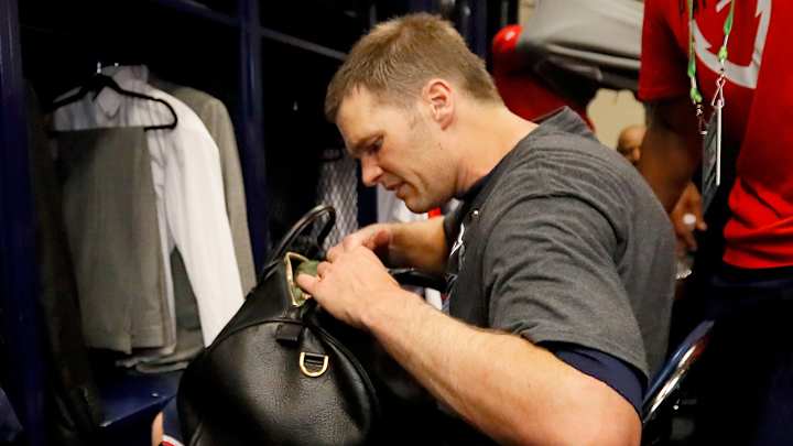 The guy who stole Tom Brady's Super Bowl jersey is a Cowboys fan