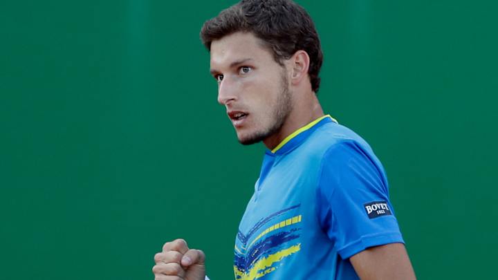 Carreno Busta beats Robredo to reach Estoril Open quarters