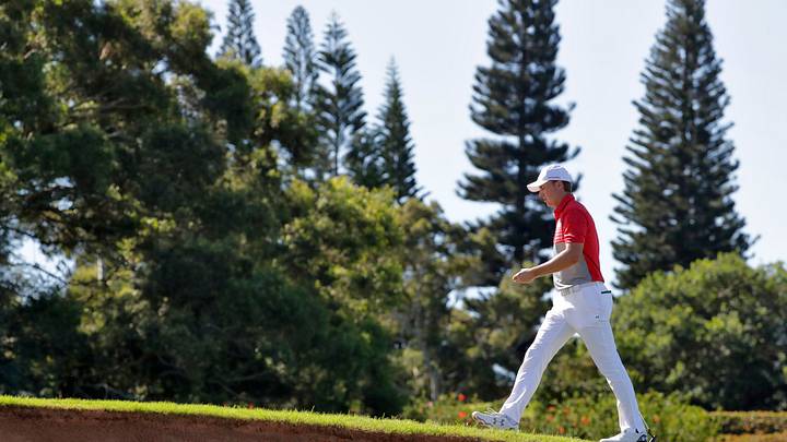 Moore, Thomas share lead at Kapalua