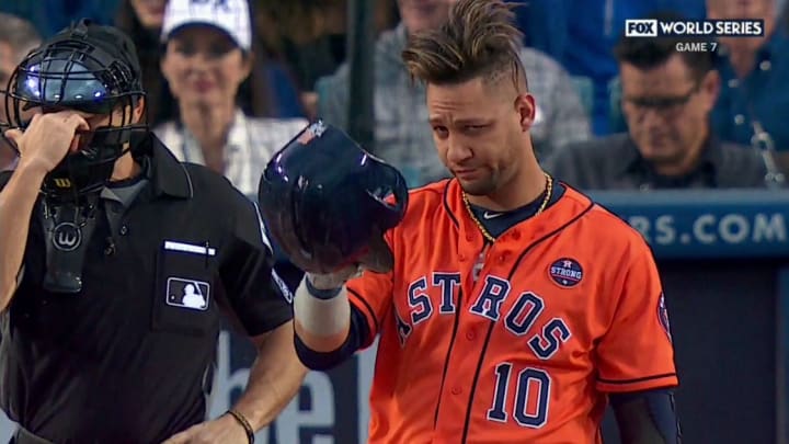 Watch: Yuli Gurriel Tips His Hat to Yu Darvish During Game 7 of World Series