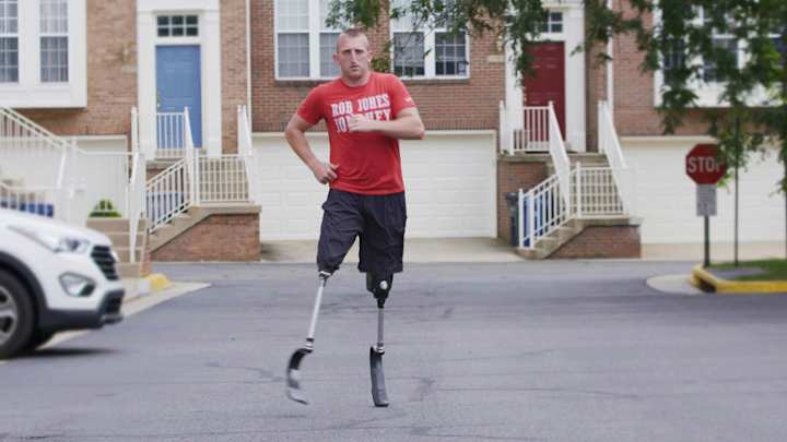 Double-Amputee Marine Veteran Rob Jones Is Running 31 Marathons in 31 Days