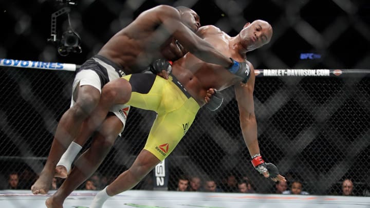 UFC 208 results: Anderson Silva def. Derek Brunson