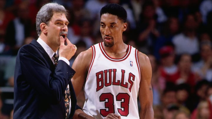 Scottie Pippen thinks the Knicks should let Phil Jackson go Scottie Pippen thinks the Knicks should let Phil Jackson go