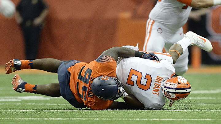 Syracuse Scores Huge Upset, Beats No. 2 Clemson 27-24
