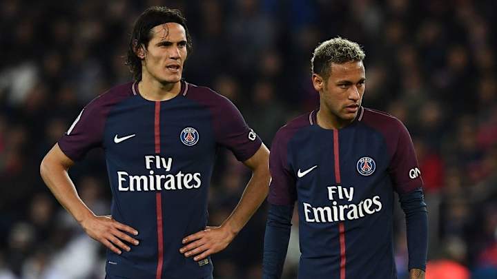Edinson Cavani Rejects €1m Bonus by PSG to Relinquish Penalty Duties to Neymar Edinson Cavani Rejects €1m Bonus by PSG to Relinquish Penalty Duties to Neymar