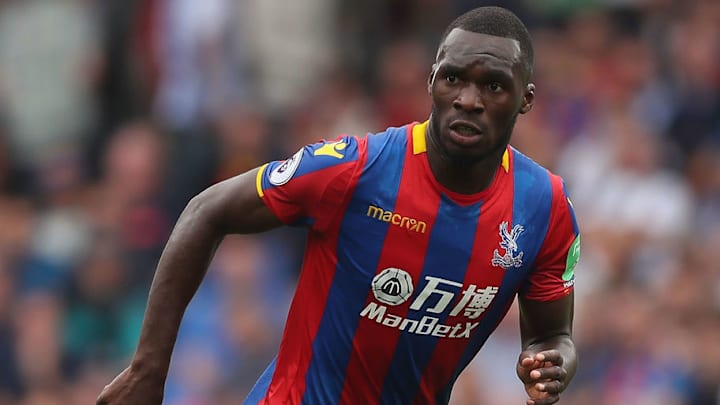 Benteke Pleads With Eagles Teammates to 'Get Used to' New Manager's Tactics