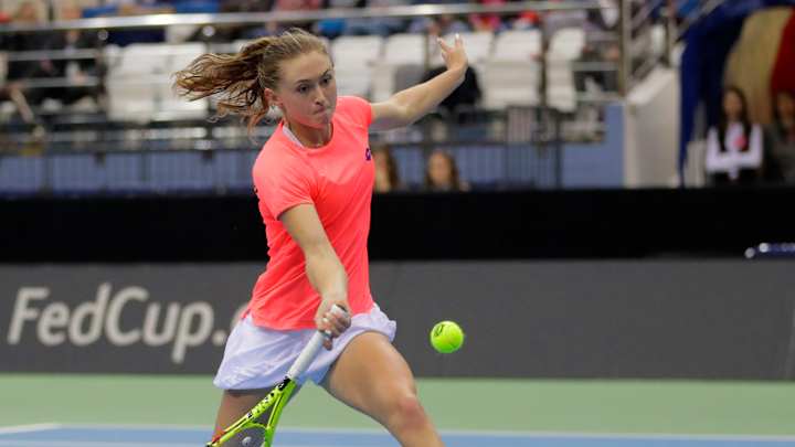 Sasnovich gives Belarus lead over Swiss in Fed Cup semi