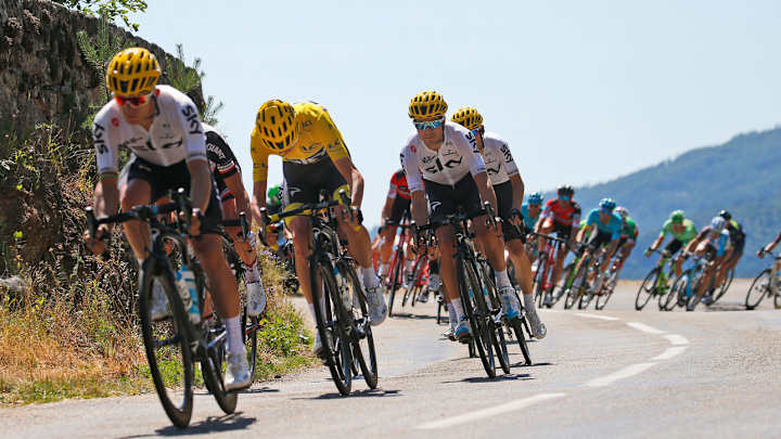 Tour de France Stage 16 results: Matthews wins, Froome maintains slim overall lead