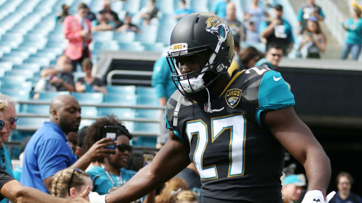 Leonard Fournette Misses Third Straight Practice, Questionable for Sunday Leonard Fournette Misses Third Straight Practice, Questionable for Sunday