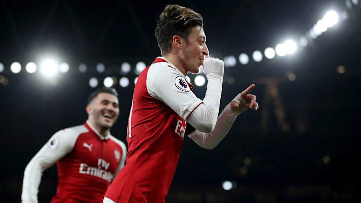 Revered Schalke Coach Lifts Lid on Best Qualities of Former Students Ozil & Kolasinac