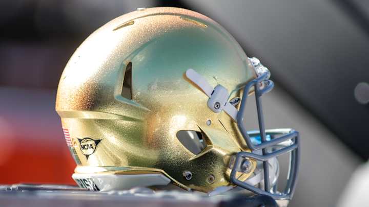 Source: Notre Dame expected to hire Clark Lea as linebackers coach Source: Notre Dame expected to hire Clark Lea as linebackers coach