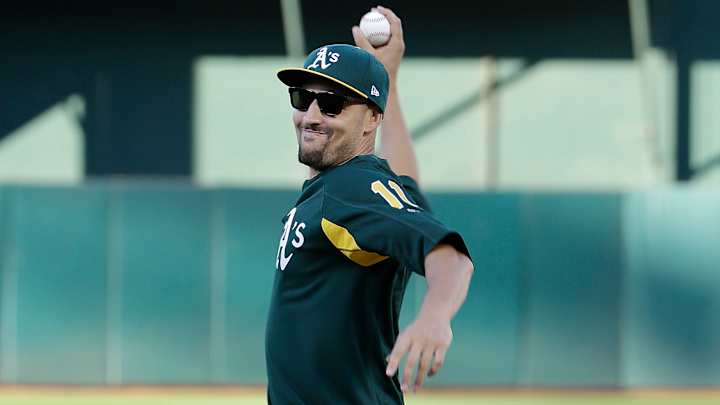 Video: Klay Thompson Threw an Absolute Bullet of a First Pitch