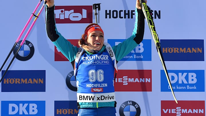 Koukalova wins women's sprint for 1st Czech biathlon gold