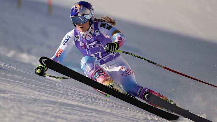 Vonn crashes again for 2nd straight day Vonn crashes again for 2nd straight day