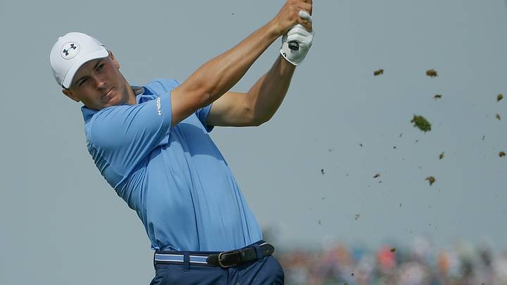 Jordan Spieth birdies 18th to keep Travelers lead