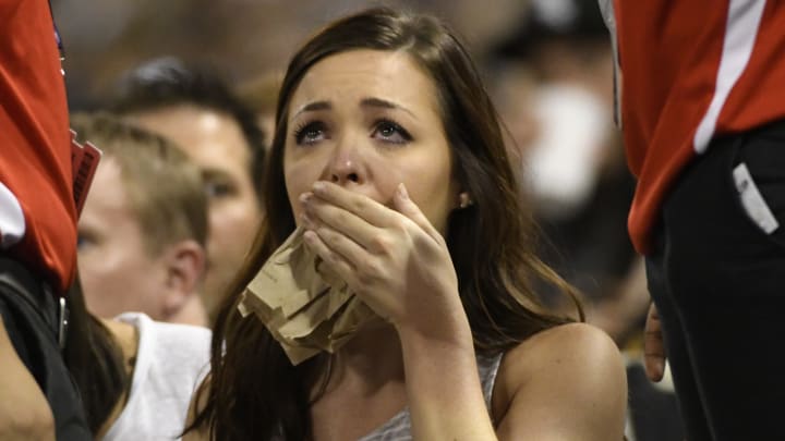 Fan at White Sox Game Struck in Mouth by Foul Ball Fan at White Sox Game Struck in Mouth by Foul Ball