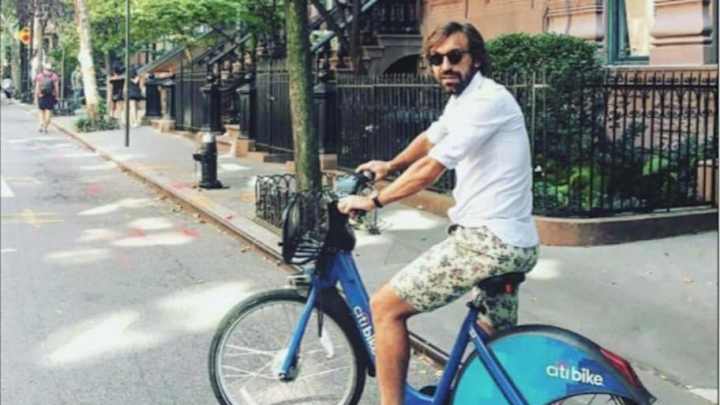 ¡QUÉ ESTILO! Mira cómo Andrea Pirlo se transporta por las ajetreadas calles de Nueva York